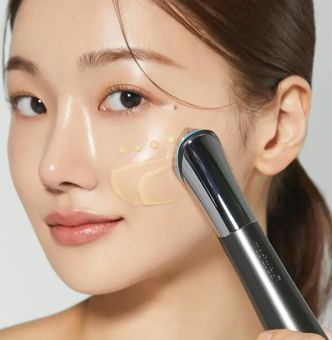 Korean Skincare Gadget - Medicube Age-R Booster H