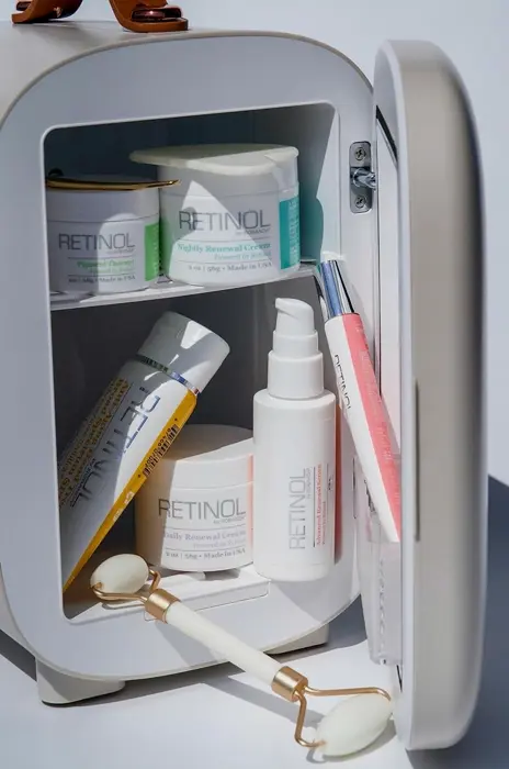 Retinol Under Eye Gel Against Puffiness