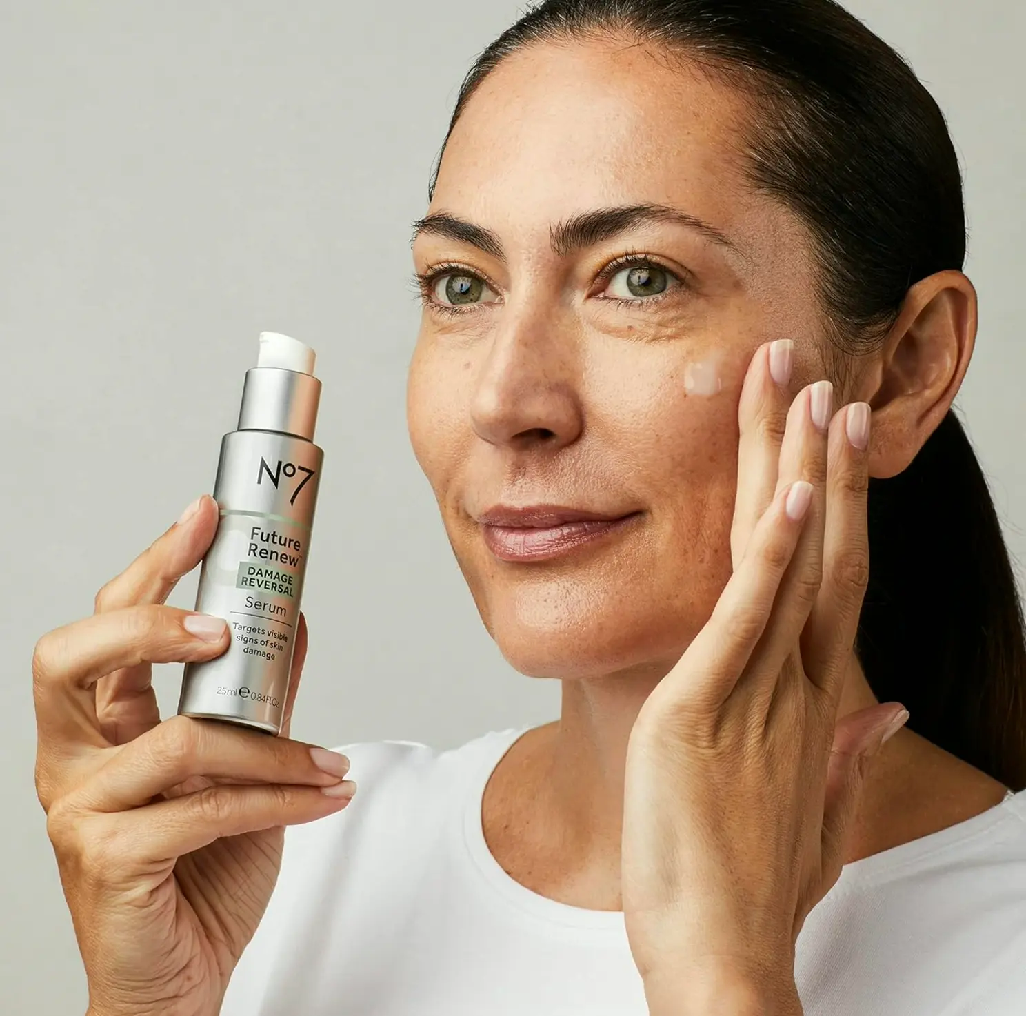 No7 Future Reversal Anti-Aging Serum - 10ml